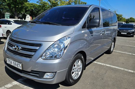 Hyundai Starex 12-Seater Wagon Smart — пробег 188 457 км — фото 5 из 5