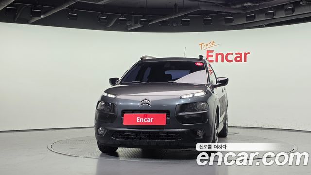 Citroen-DS C4 CACTUS 1.6 BlueHDi Shine — пробег 90 967 км — фото 3 из 5