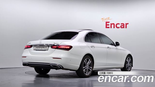 Mercedes-Benz E-Class из Кореи Encar