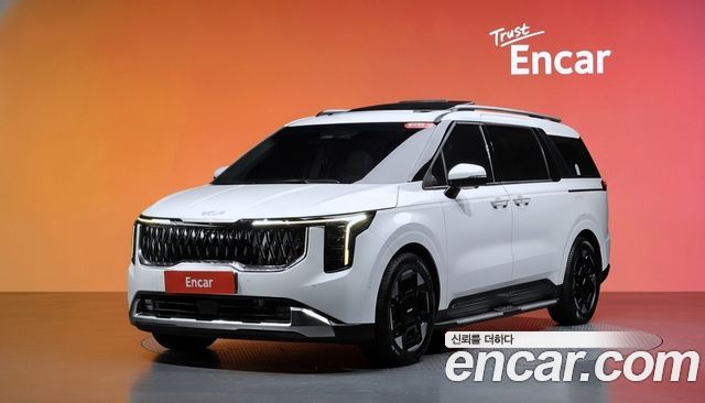 Kia Carnival Diesel 9-Seater Signature — пробег 84 705 км — фото 1 из 5