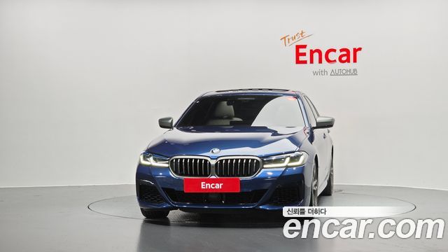 BMW 5-Series M550i xDrive — пробег 46 189 км — фото 3 из 5