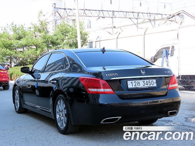 Hyundai Equus VS380 PRIME VIP PACK — пробег 170 000 км — фото 2 из 5