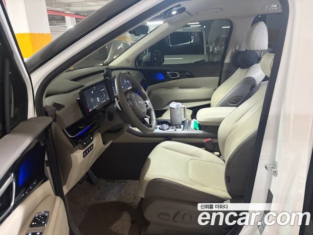 Kia Carnival HEV 9seater Signature — пробег 24 059 км — фото 4 из 5