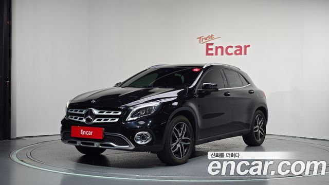 Mercedes-Benz GLA-Class GLA220 — пробег 65 884 км — фото 1 из 5