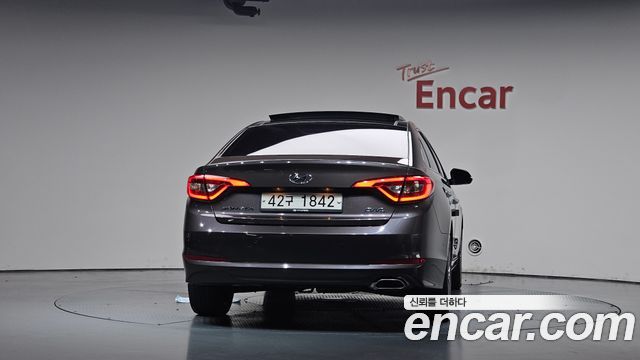 Hyundai Sonata 2.0 Premium — пробег 86 665 км — фото 4 из 5