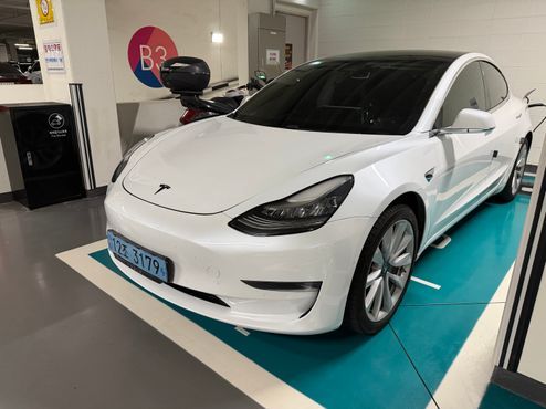 Tesla Model 3 Long Range AWD — пробег 147 500 км — фото 1 из 5