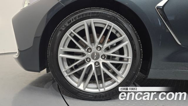 Genesis G70 из Кореи Encar