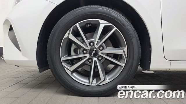 Kia K3 из Кореи Encar