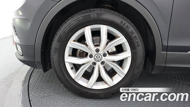 Volkswagen Tiguan из Кореи Encar