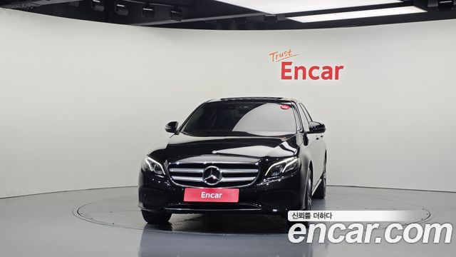 Mercedes-Benz E-Class из Кореи Encar