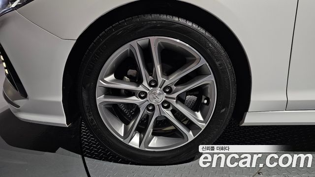 Hyundai Sonata 2.0 Smart Spicial — пробег 157 905 км — фото 5 из 5