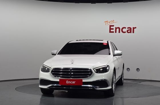Mercedes-Benz E-Class E220d 4MATIC Exclusive — пробег 52 837 км — фото 3 из 5
