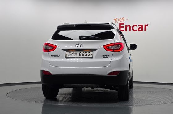 Hyundai Tucson Diesel(e-VGT) 4WD Modern — пробег 158 498 км — фото 4 из 5