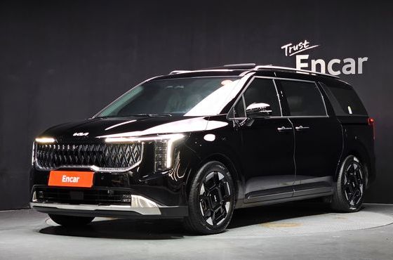 Kia Carnival Diesel 7-Seater Signature — пробег 25 859 км — фото 1 из 5