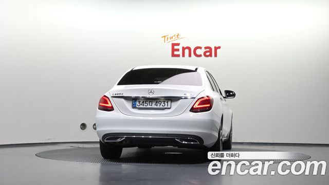 Mercedes-Benz C-Class из Кореи Encar