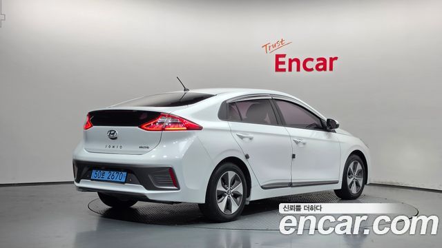 Hyundai Ioniq из Кореи Encar
