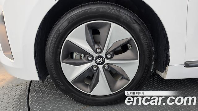 Hyundai Ioniq из Кореи Encar