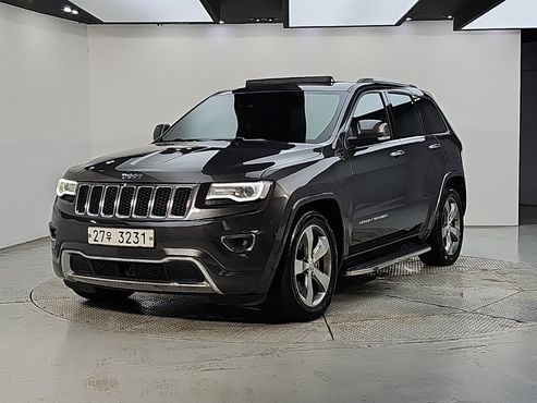 Jeep Cherokee 3.0 Diesel Overland WK2 — пробег 128 800 км — фото 1 из 5
