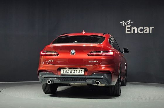 BMW X4 xDrive20d M Sport — пробег 73 630 км — фото 4 из 5