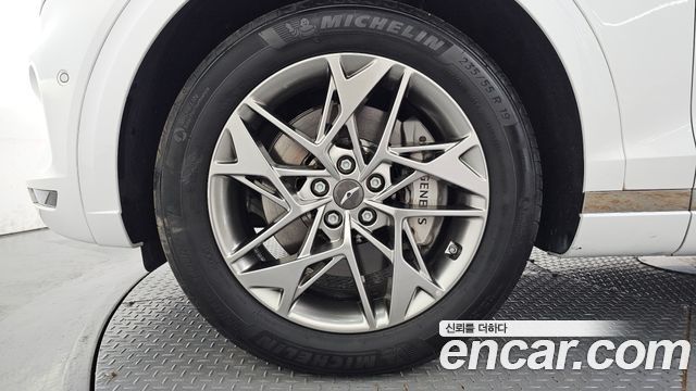 Genesis GV70 из Кореи Encar