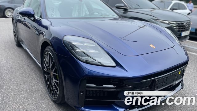 Porsche Panamera 2.9 AWD E-Hybrid — пробег 16 000 км — фото 3 из 5