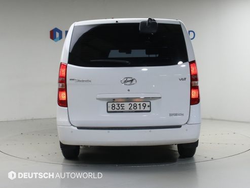 Hyundai Starex 3-Seater VAN CVX Luxury — пробег 104 712 км — фото 4 из 5