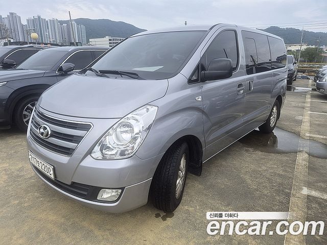 Hyundai Starex 12-Seater Wagon Modern — пробег 202 559 км — фото 1 из 5