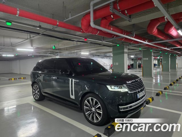 Land Rover Range Rover P530 Autobiography Long Wheel Base — пробег 9 501 км — фото 2 из 5