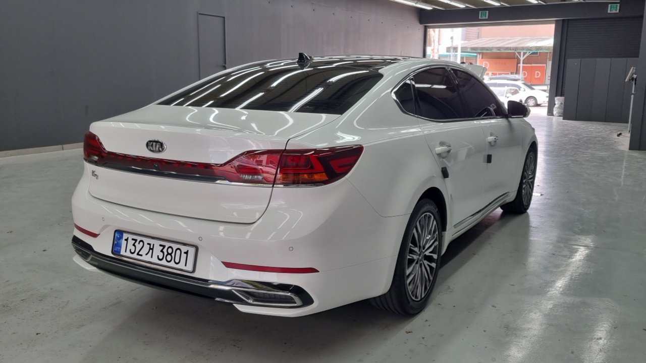 Kia K7 из Кореи Encar
