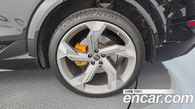 Audi e-tron S Sportback — пробег 31 249 км — фото 5 из 5