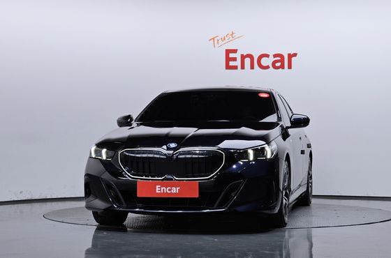 BMW i5 eDrive 40 M Sport — пробег 78 110 км — фото 3 из 5
