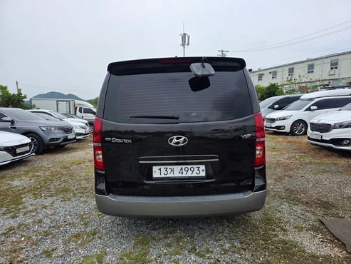 Hyundai Starex Urban 9-Seater Exclusive — пробег 164 880 км — фото 4 из 5