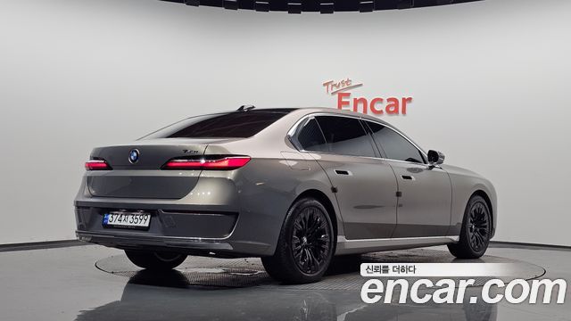 BMW 7-Series из Кореи Encar