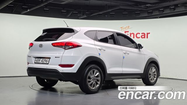 Hyundai Tucson Diesel 1.7 2WD Style — пробег 172 722 км — фото 2 из 5