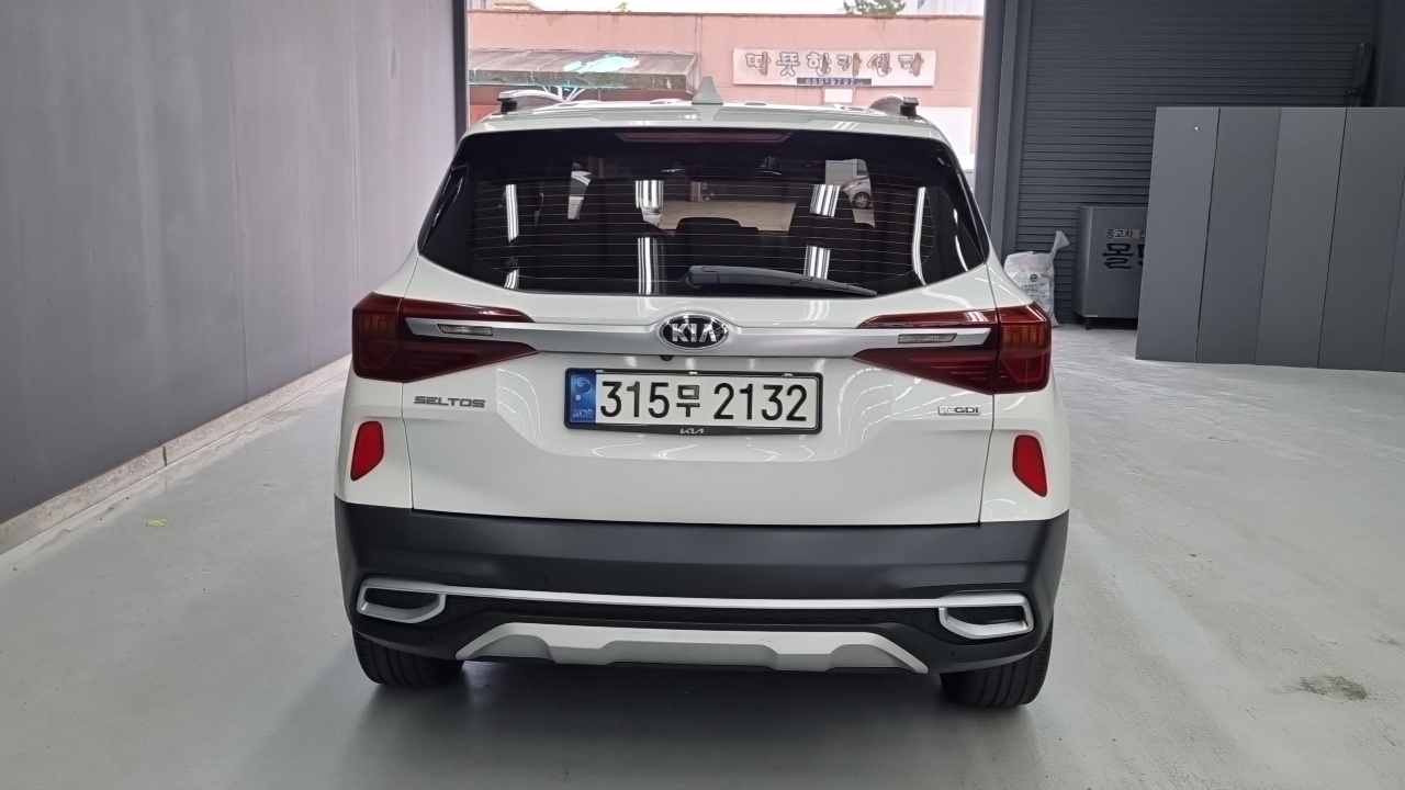 Kia Seltos из Кореи Encar
