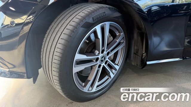 Mercedes-Benz E-Class E350 4MATIC Avantgarde — пробег 61 085 км — фото 5 из 5