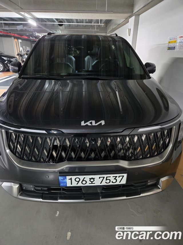 Kia Carnival HEV 7seater Signature — пробег 36 895 км — фото 1 из 5