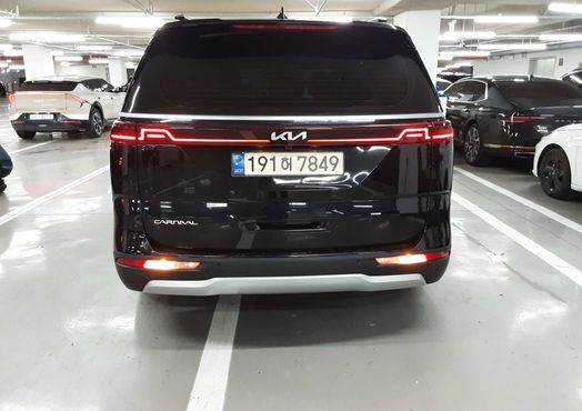 Kia Carnival Gasoline 9-Seater Prestige — пробег 126 239 км — фото 3 из 5