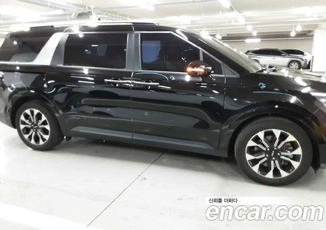 Kia Carnival Gasoline 9-Seater Prestige — пробег 126 239 км — фото 5 из 5