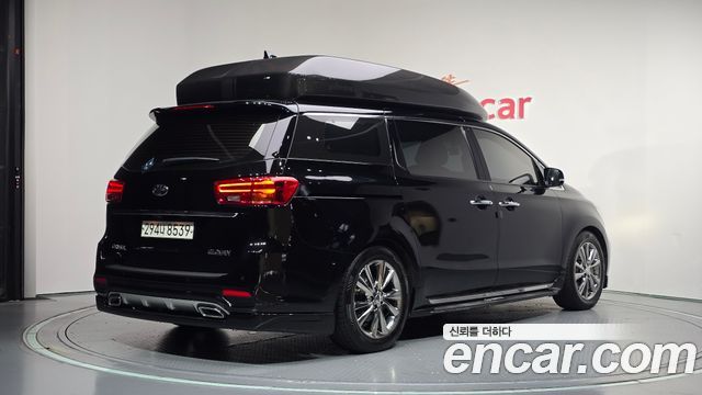 Kia Carnival из Кореи Encar