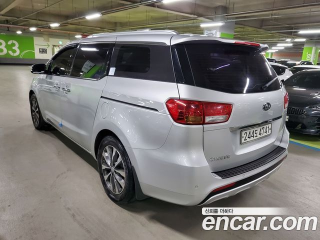 Kia Carnival из Кореи Encar