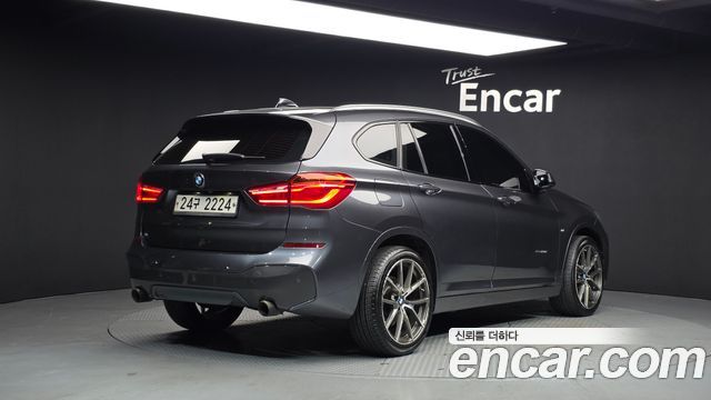 BMW X1 xDrive 20d M Sport package — пробег 99 125 км — фото 2 из 5