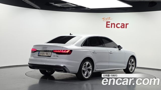 Audi A4 40 TFSI Premium — пробег 83 465 км — фото 2 из 5