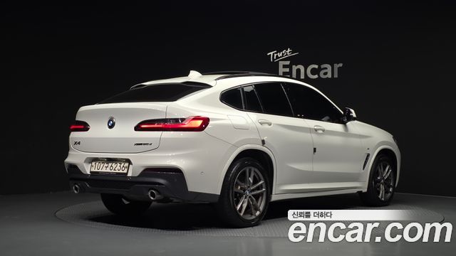 BMW X4 xDrive20d M Sport — пробег 105 101 км — фото 2 из 5