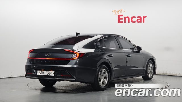 Hyundai Sonata 2.0 Premium — пробег 68 455 км — фото 2 из 5