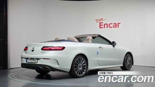 Mercedes-Benz E-Class из Кореи Encar