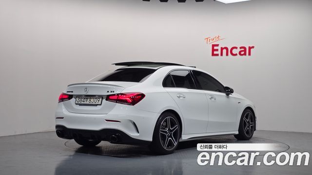Mercedes-Benz A-Class AMG A35 4MATIC Sedan — пробег 23 014 км — фото 2 из 5