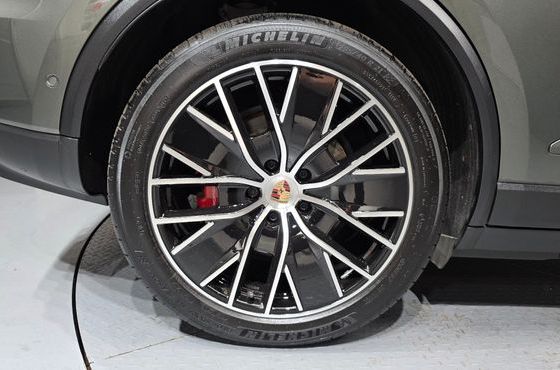 Porsche Macan 4S — пробег 14 410 км — фото 5 из 5