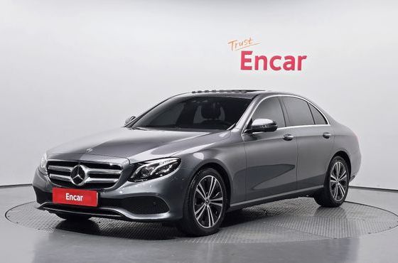 Mercedes-Benz E-Class E300 Avantgarde — пробег 90 669 км — фото 1 из 5
