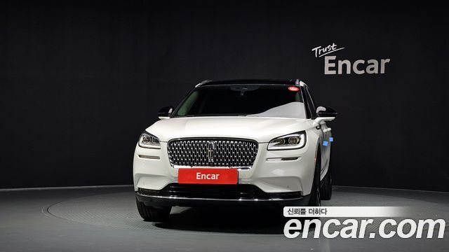 Lincoln Corsair 2.0 Reserve AWD — пробег 64 925 км — фото 3 из 5